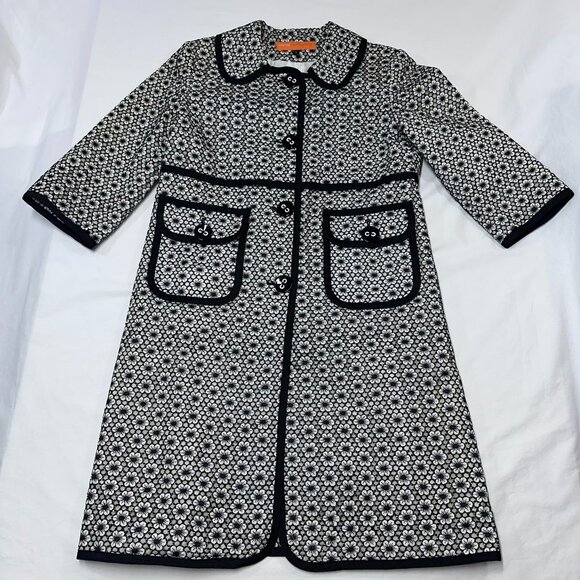 Cynthia Steffe Eyelet Floral Coat 3/4 Sleeve Size Small 36" Length Black/White - Picture 1 of 11